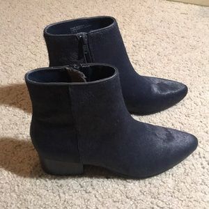 urban outfitters dark navy boots